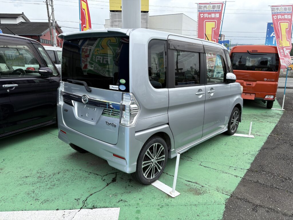 タント　カスタムＲＳ　２ＷＤ