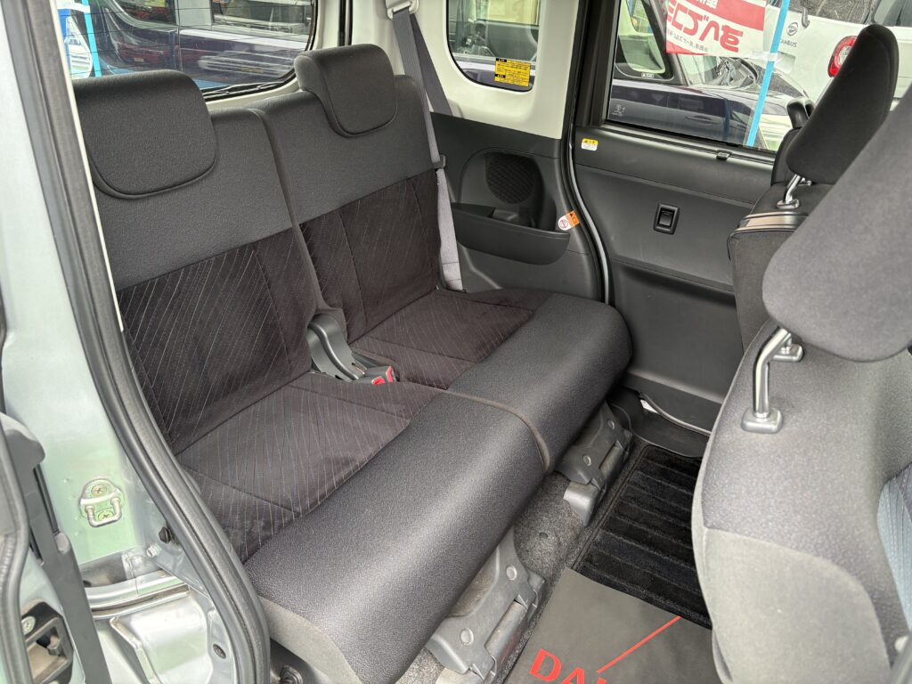 タント　カスタムＲＳ　２ＷＤ