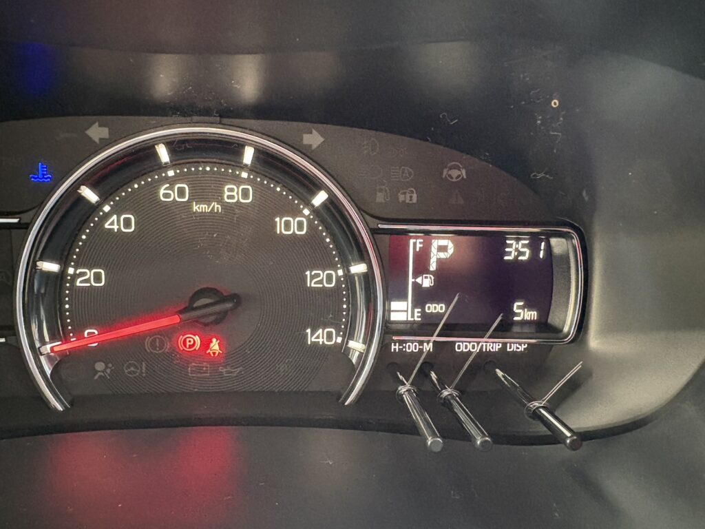 ムーヴ　Ｌ　☆未使用車☆